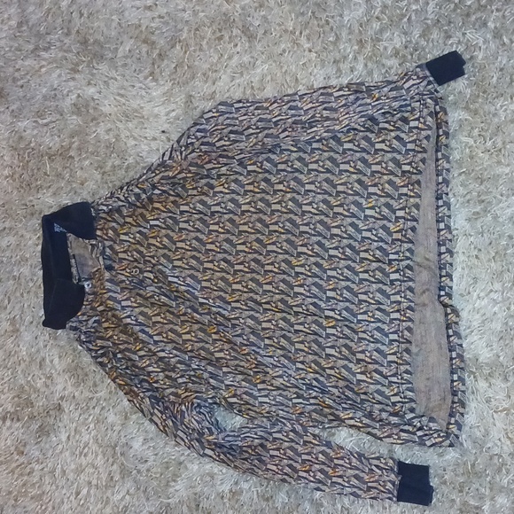 Patterned Long Sleeve Top - Picture 3 of 6